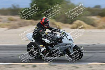 media/Nov-15-2025-Race Pace (Sat) [[8de605a2d8]]/Verified Riders/Turn 8 Inside (935am)/